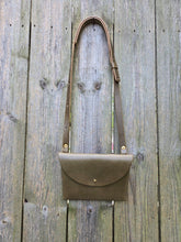 Load image into Gallery viewer, Beatrice Envelope Bag